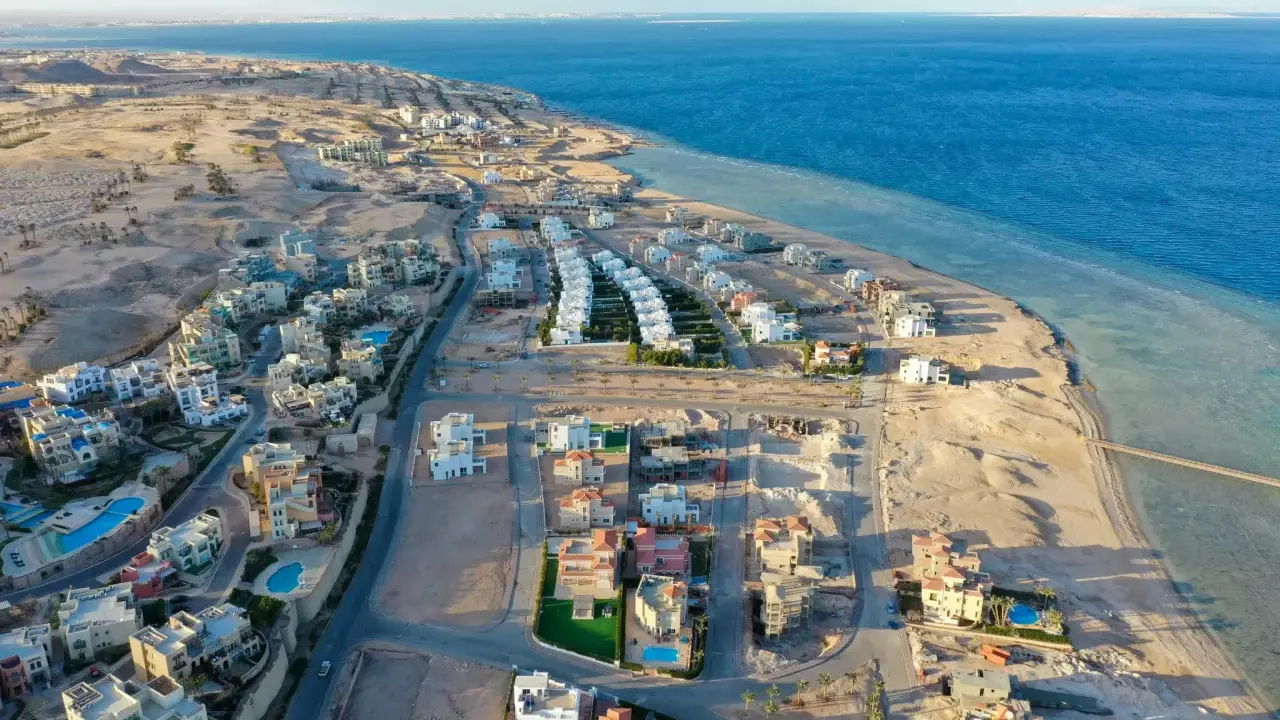 Nowe osiedle willowe nad Morzem Czerwonym, idealne miejsce na wakacje. Atrakcje w: Hurghada czekają!