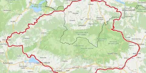 Wyznaczony czerwony szlak wokół Tatr, biegnący przez polskie i słowackie tereny, obejmuje m.in. Nowy Targ, Zakopane, Tatrzański Park Narodowy i Wysokie Tatry.